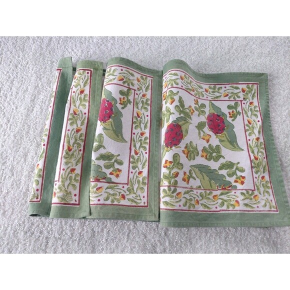 4 Pomegranate "Lexington " 100% Cotton Ladybug Print Placemats 13" x 19" - Picture 6 of 10